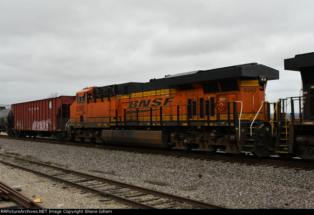 BNSF 8392